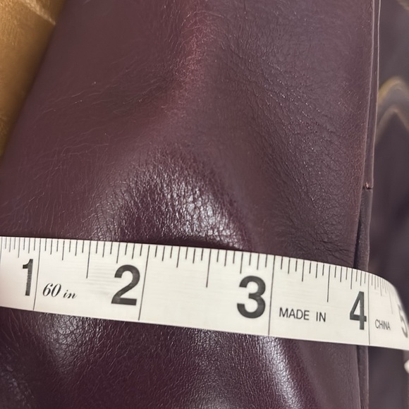 Fossil Vintage purple/plum  leather bag with attached key, - Picture 11 of 14